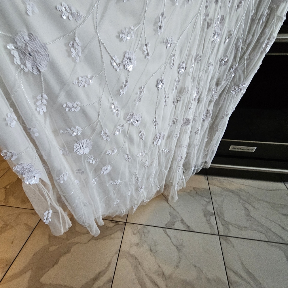 Lulu's Safiya White Sequined Flutter Sleeve Maxi Dress Size XL - Picture 5 of 8